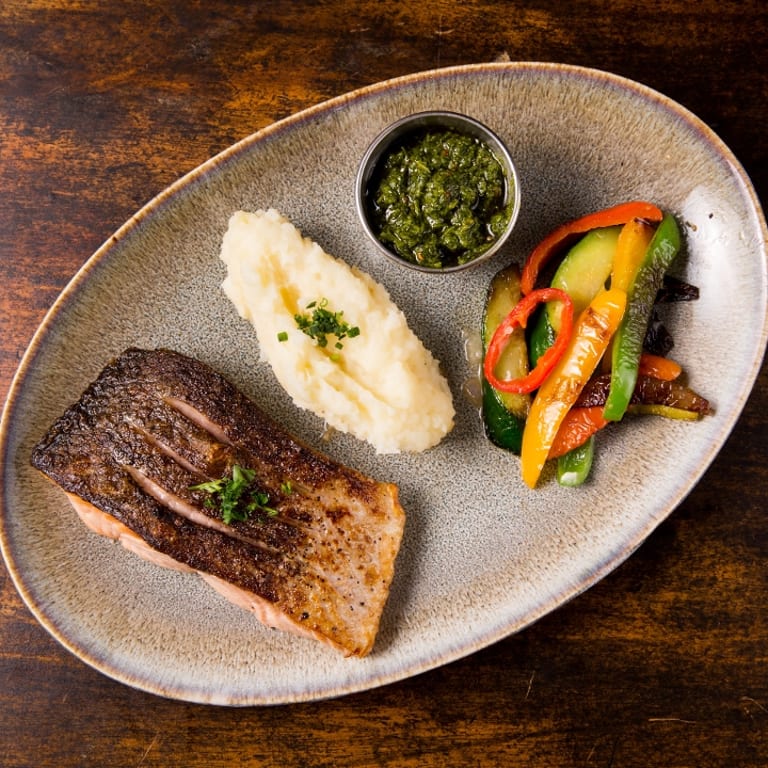 Fresh Seafood Delights: From Lobster to Shrimp