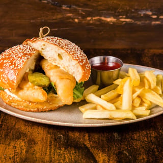 Fohi Crispy Cod Burger